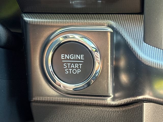 Certified 2025 Ford F150 Lariat AWD/4WD image 35