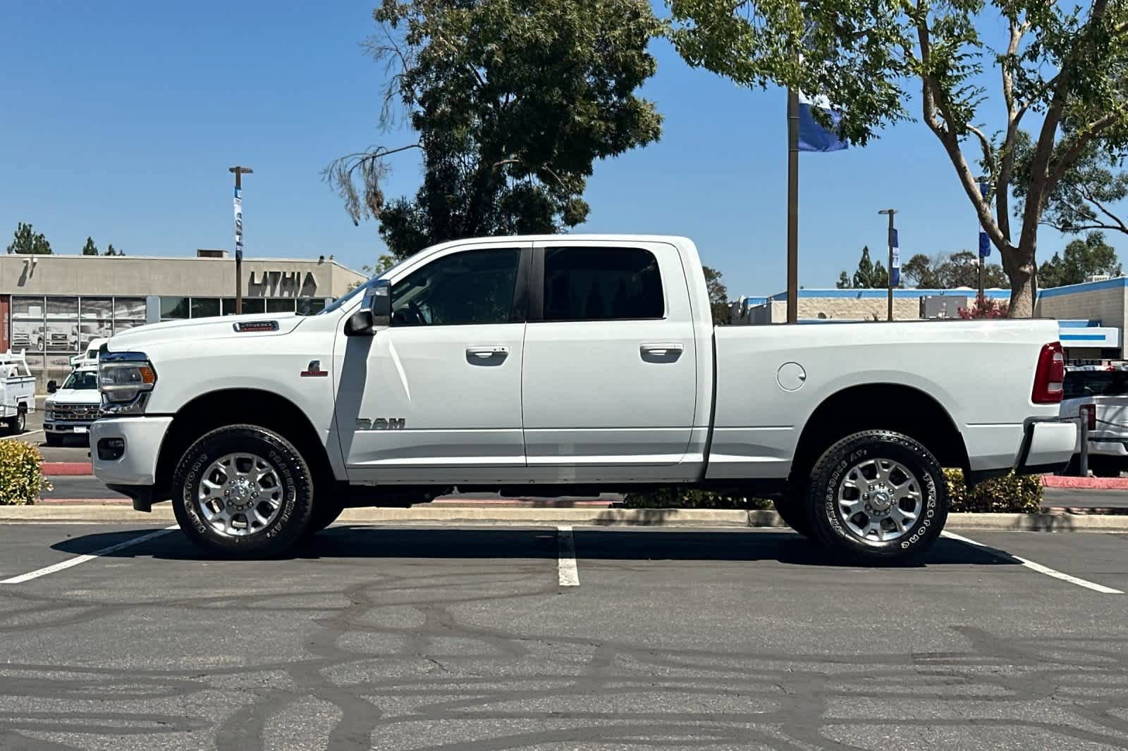 Used 2024 RAM 2500 Laramie w/ Safety Group AWD/4WD image 6