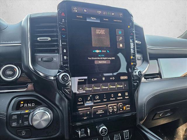 Used 2025 RAM 1500 Limited AWD/4WD image 13