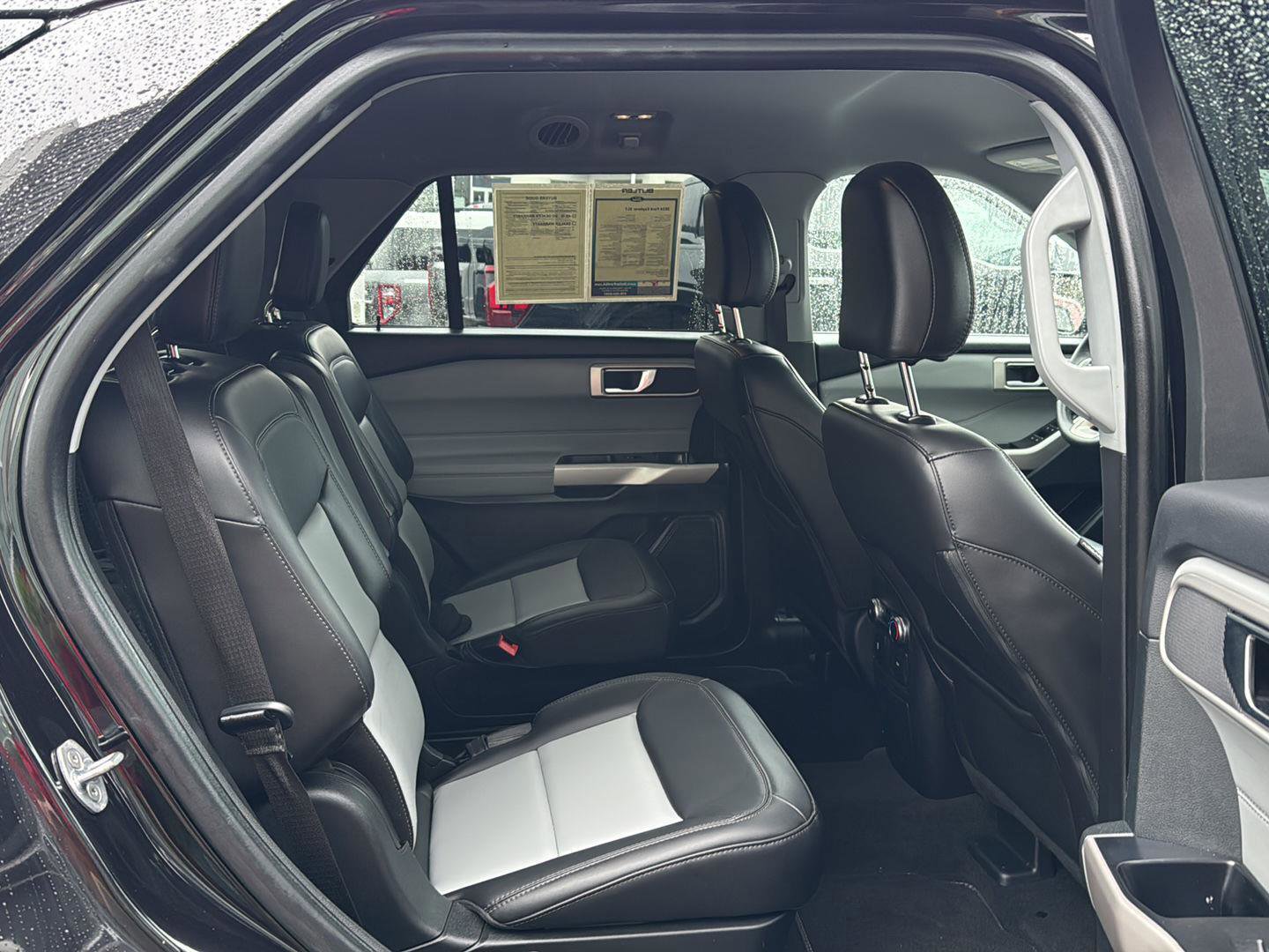 Certified 2024 Ford Explorer XLT w/ Equipment Group 202A image 11