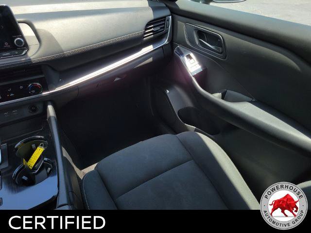Used 2024 Nissan Rogue S FWD image 19