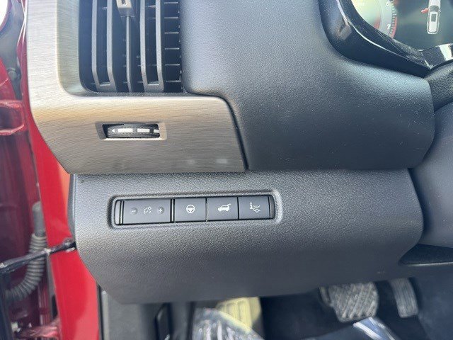 Used 2024 Nissan Pathfinder Platinum w/ Cargo Package image 15