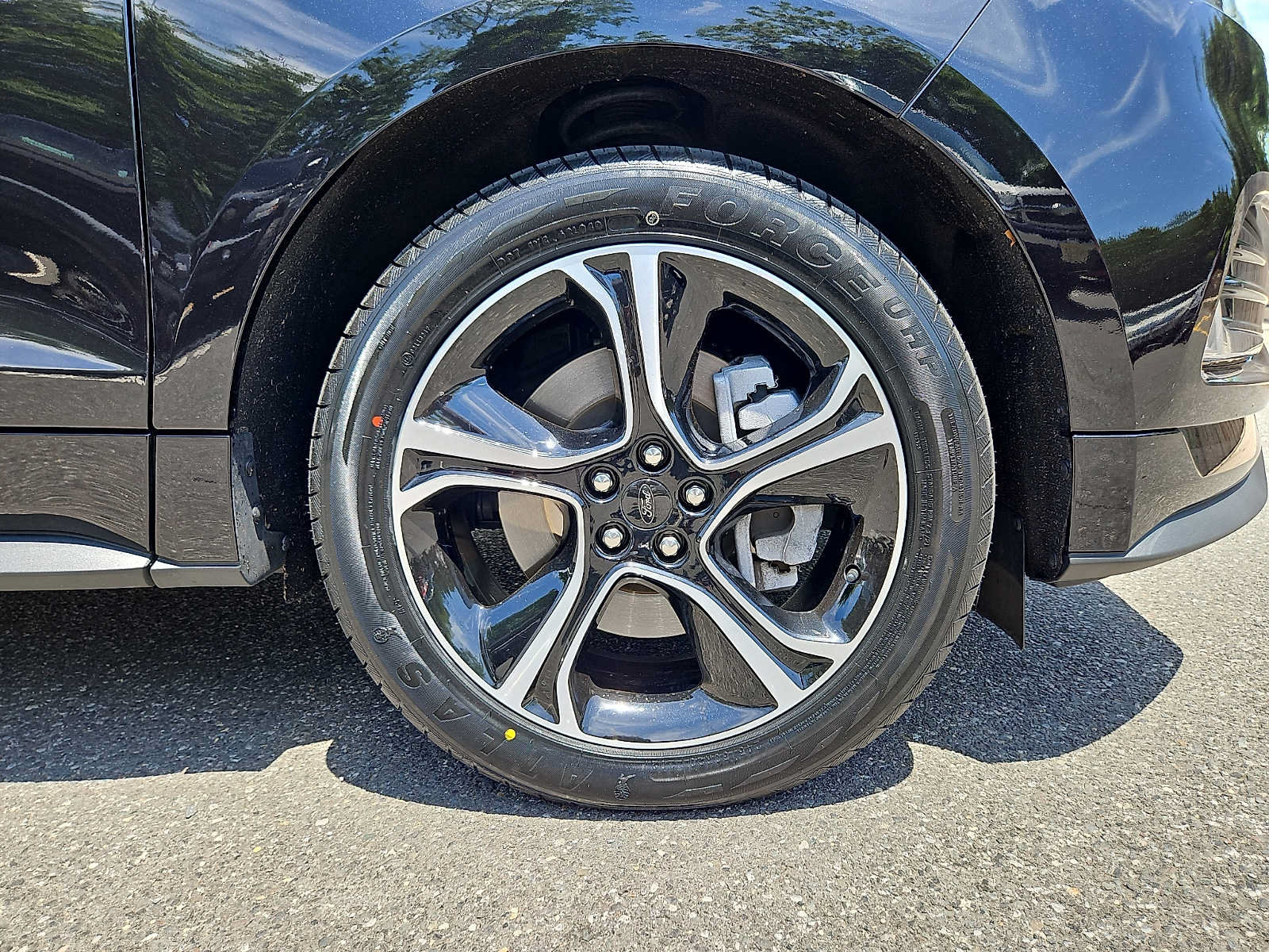 Certified 2023 Ford Edge ST AWD/4WD image 9