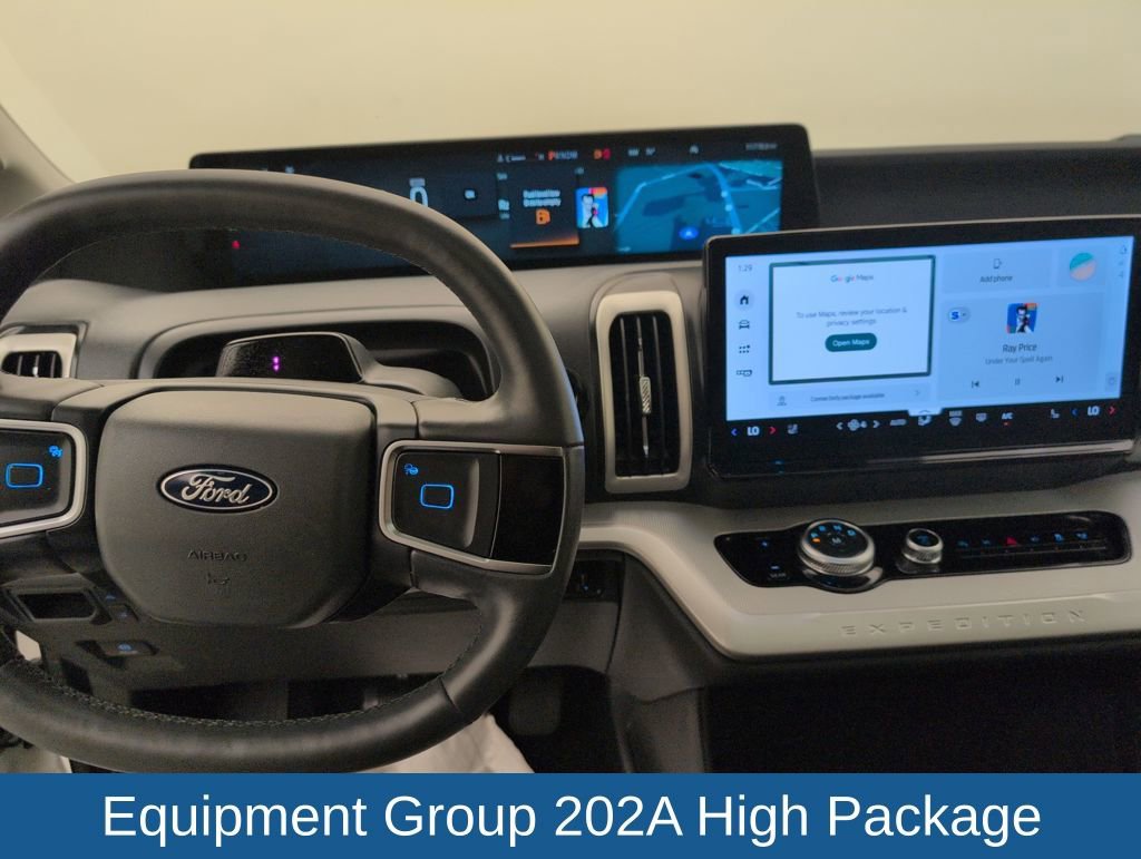 Certified 2025 Ford Expedition Active image 24
