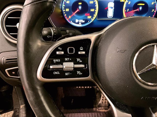 Used 2021 Mercedes-Benz GLC 300 4MATIC image 17