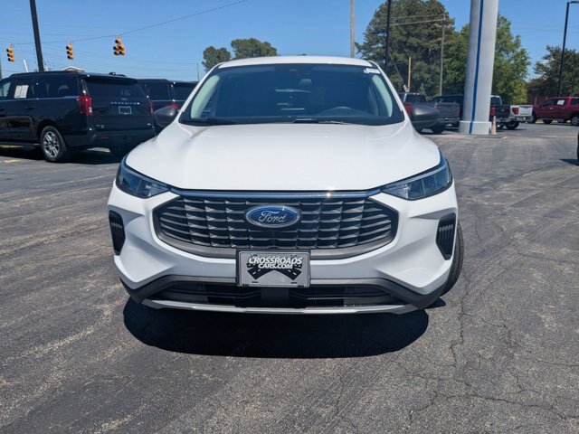 Certified 2023 Ford Escape Active FWD image 3