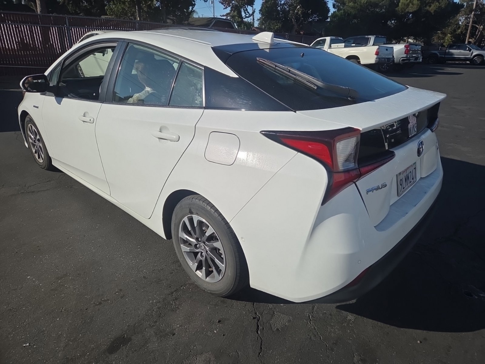 Used 2022 Toyota Prius XLE w/ Premium Convenience Package FWD image 8