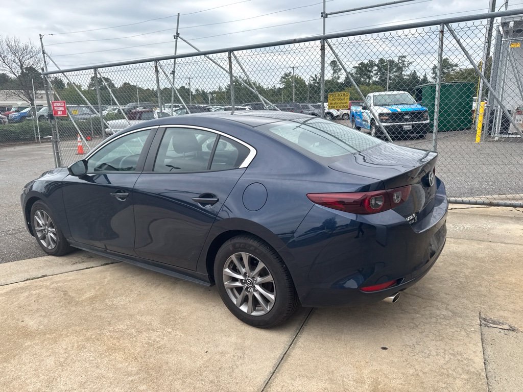 Used 2024 MAZDA MAZDA3 s FWD image 6