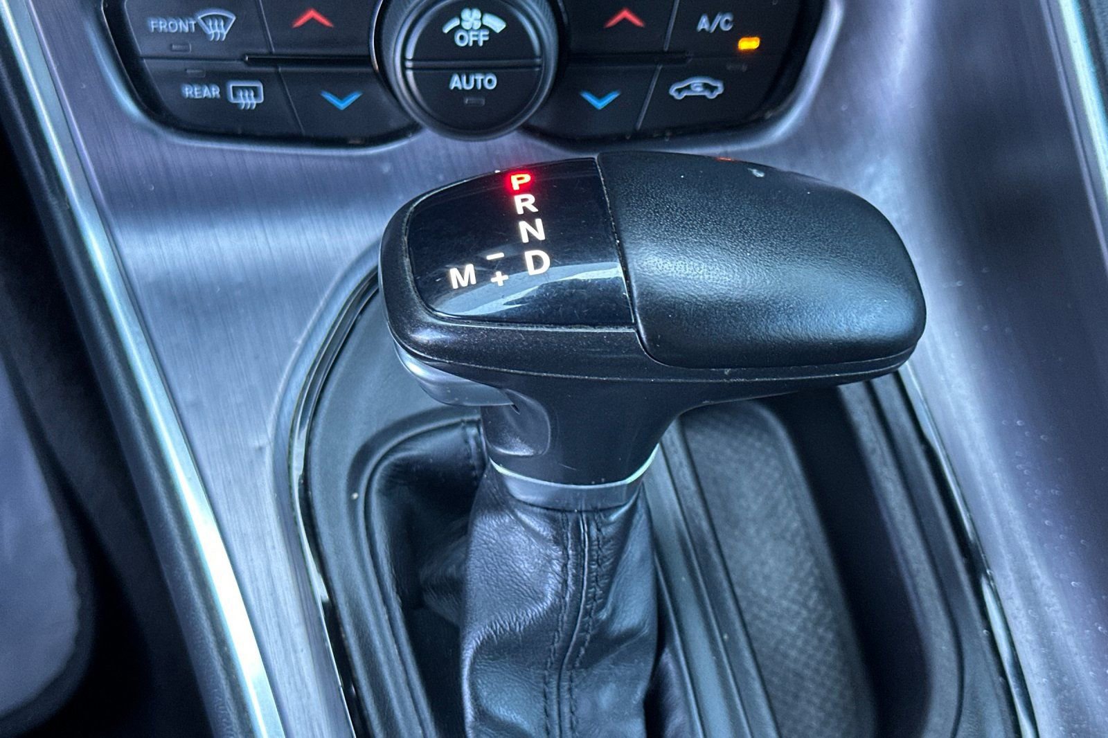 Used 2018 Dodge Challenger SXT w/ Blacktop Package image 22