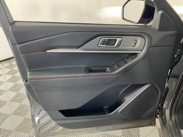 Certified 2025 Ford Explorer ST-Line AWD/4WD image 14