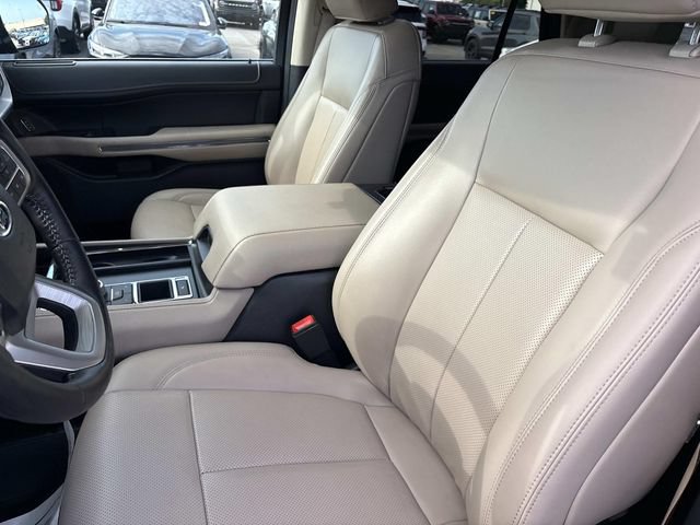 Certified 2024 Ford Expedition XLT RWD image 28