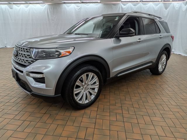 Certified 2022 Ford Explorer Limited w/ Equipment Group 301A AWD/4WD image 3