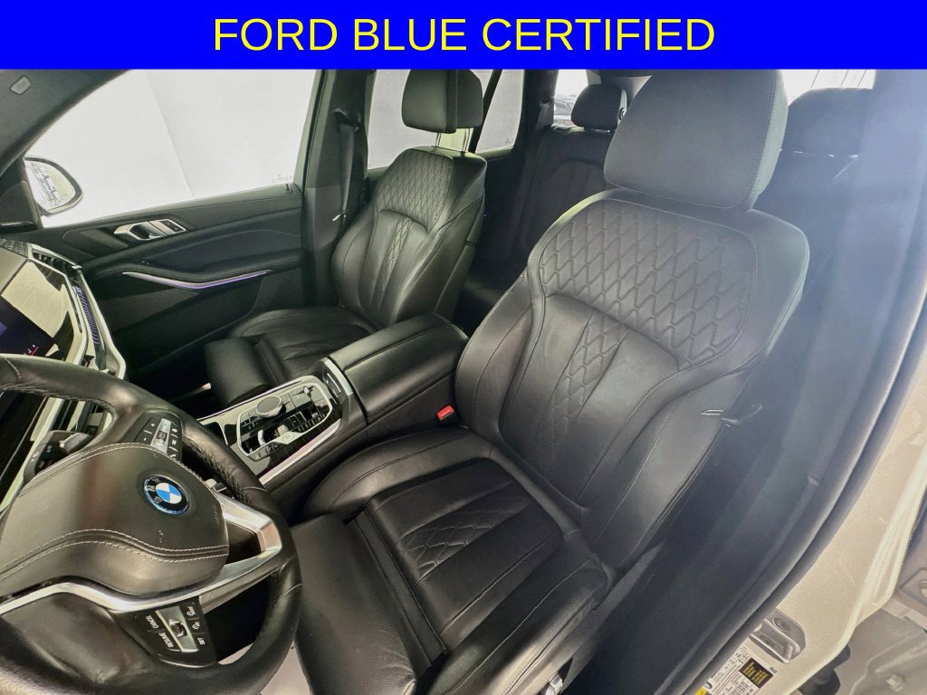 Used 2025 BMW X5 xDrive50e AWD/4WD image 25