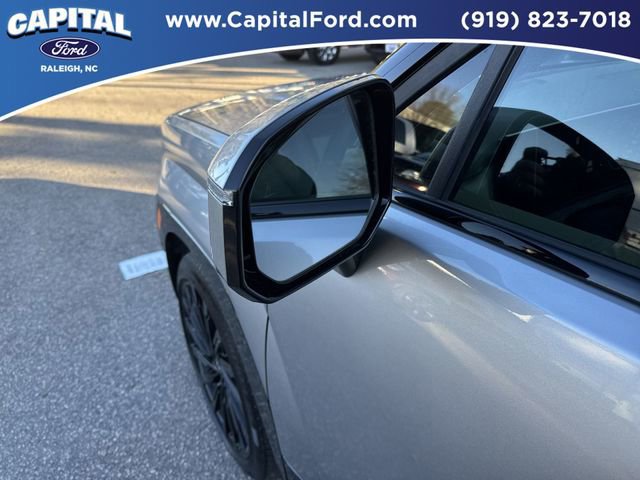 Used 2024 Hyundai Santa Fe Calligraphy w/ Tow & Go Package image 12