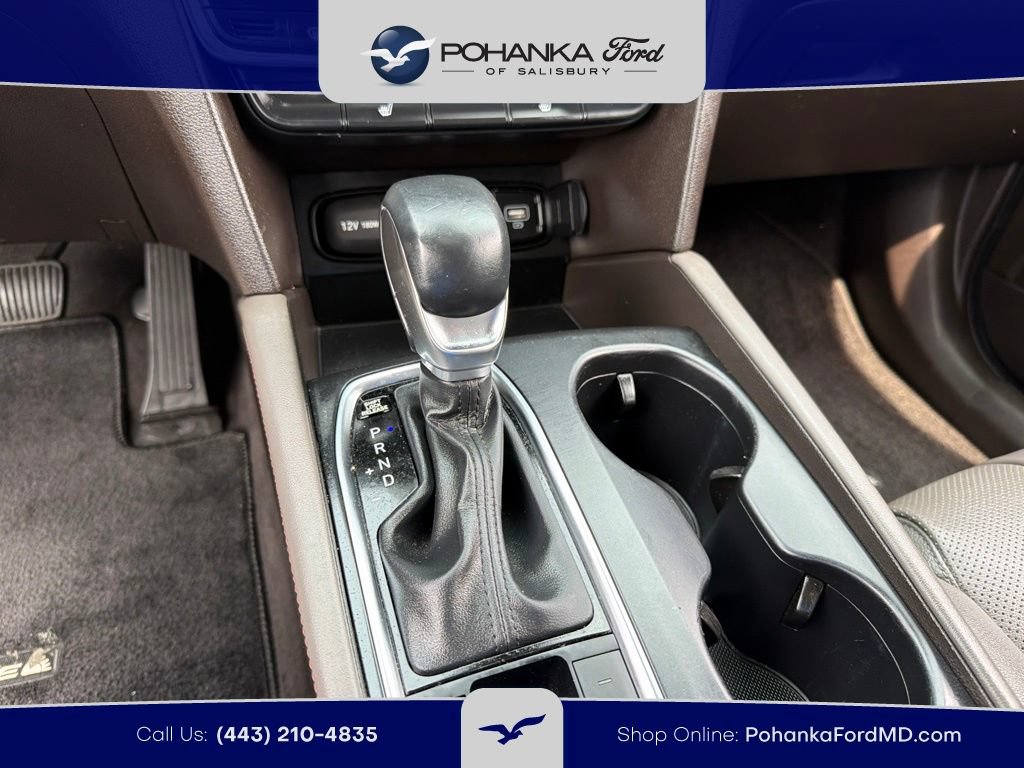 Used 2019 Hyundai Santa Fe Limited AWD/4WD image 14