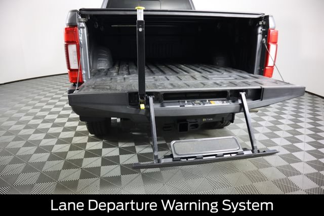 Certified 2022 Ford F350 Lariat w/ Tremor Off-Road Package AWD/4WD image 38