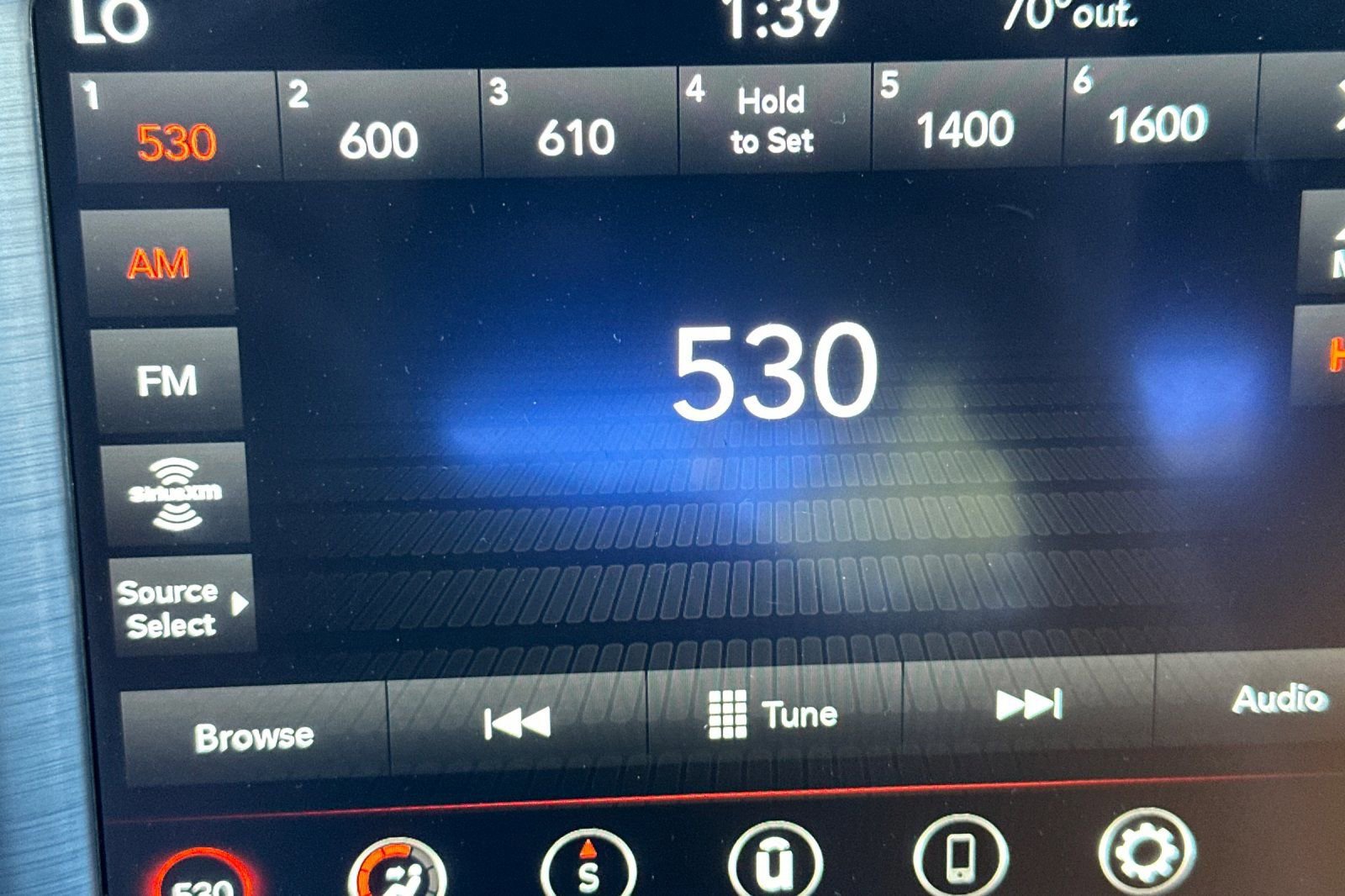 Used 2018 Dodge Challenger SXT w/ Blacktop Package image 19