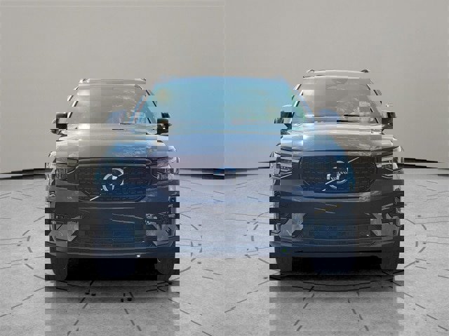 Used 2023 Volvo XC40 B5 Ultimate w/ Protection Package Premier image 15