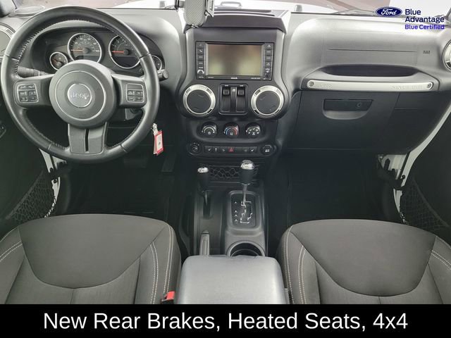 Used 2017 Jeep Wrangler Sahara w/ Connectivity Group image 19