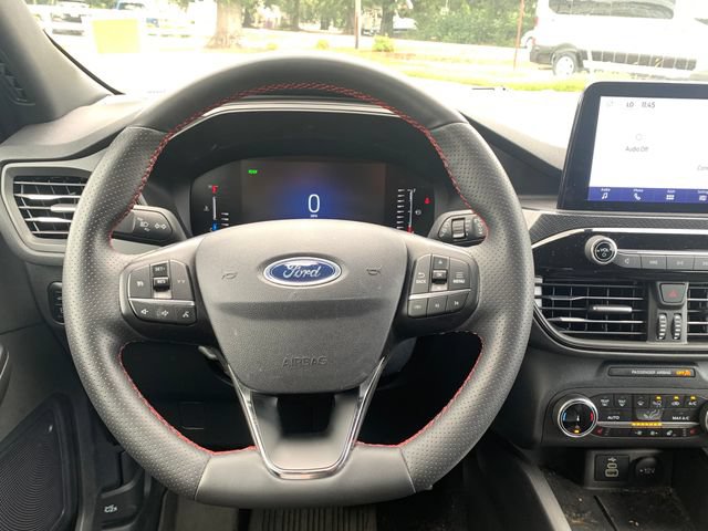 Certified 2024 Ford Escape ST-Line w/ Equipment Group 301A FWD image 15