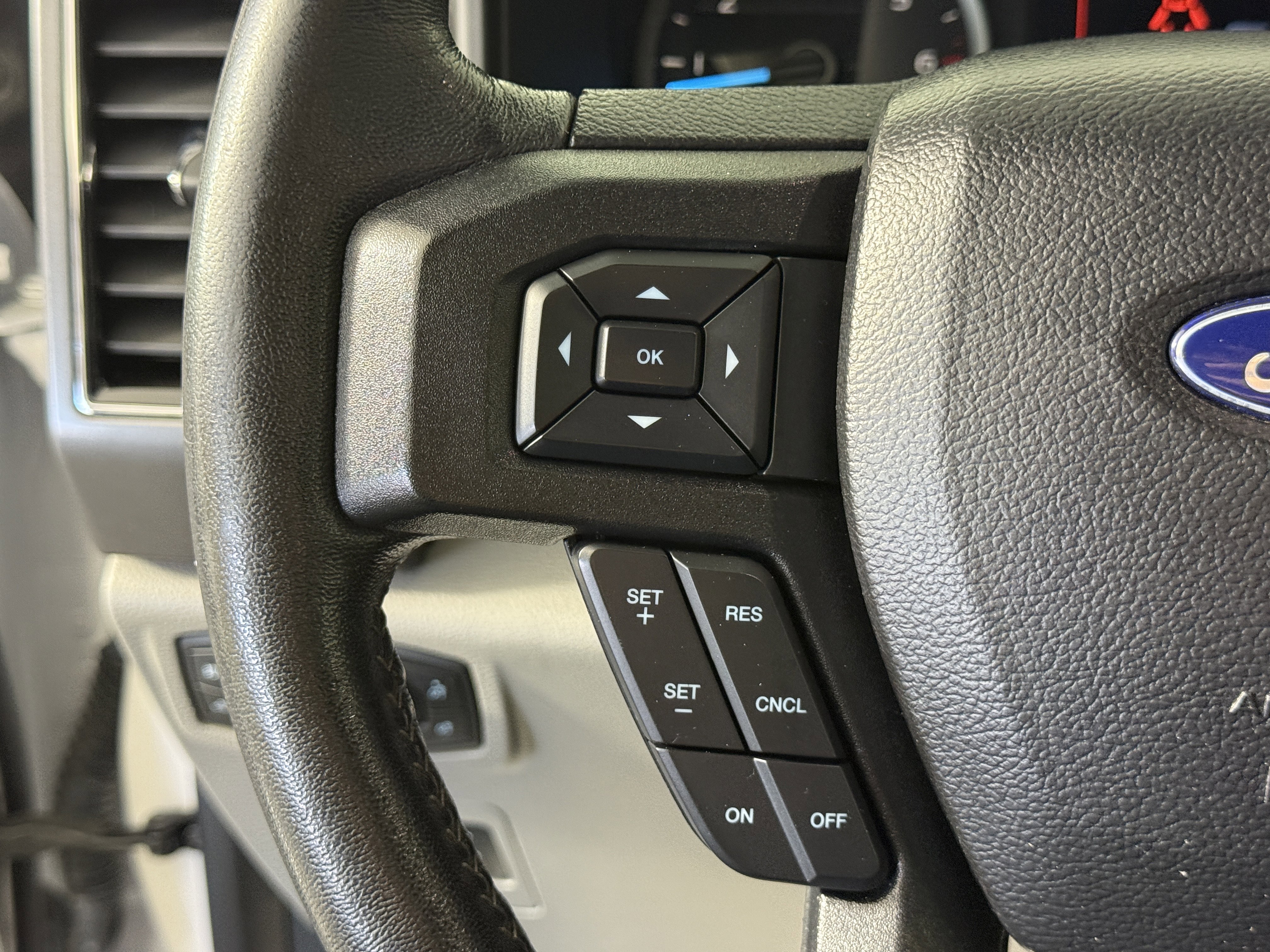 Certified 2018 Ford F150 XLT w/ Equipment Group 302A Luxury image 26