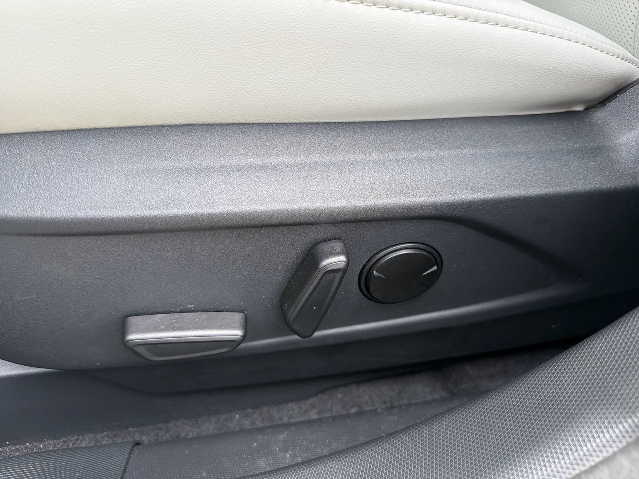 Certified 2023 Ford Mustang Mach-E Premium RWD image 18