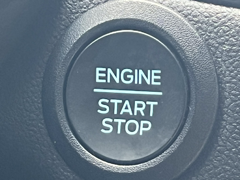 Certified 2023 Ford Escape ST-Line AWD/4WD image 28