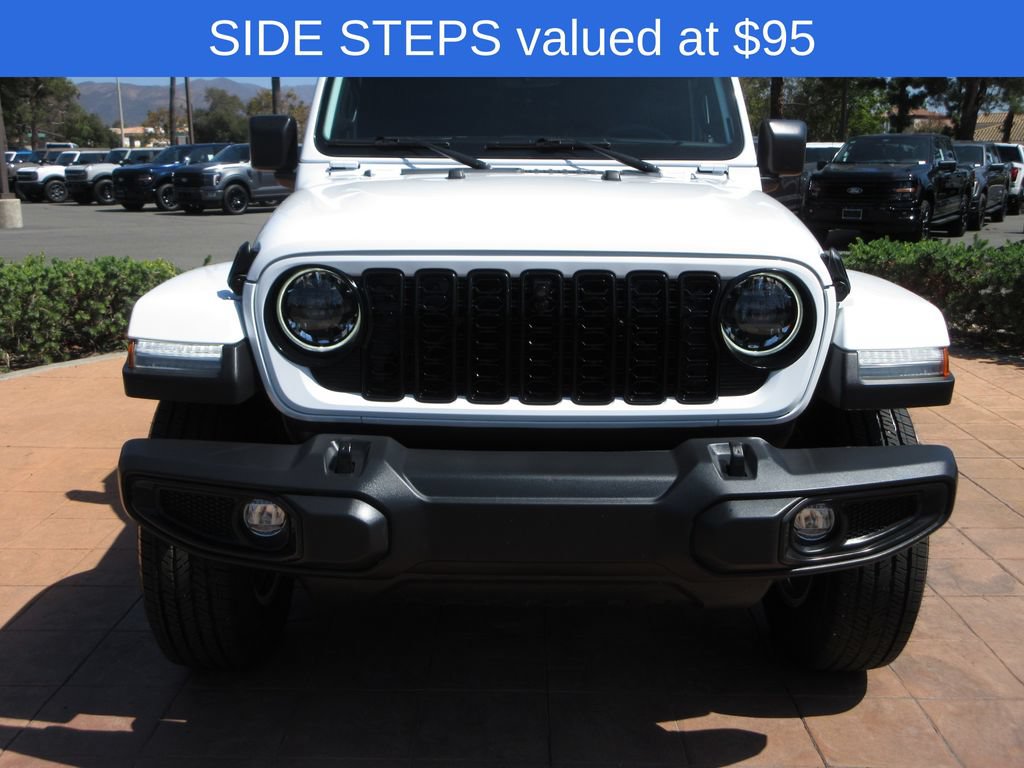 Used 2024 Jeep Wrangler Unlimited Sahara w/ Technology Group AWD/4WD image 8