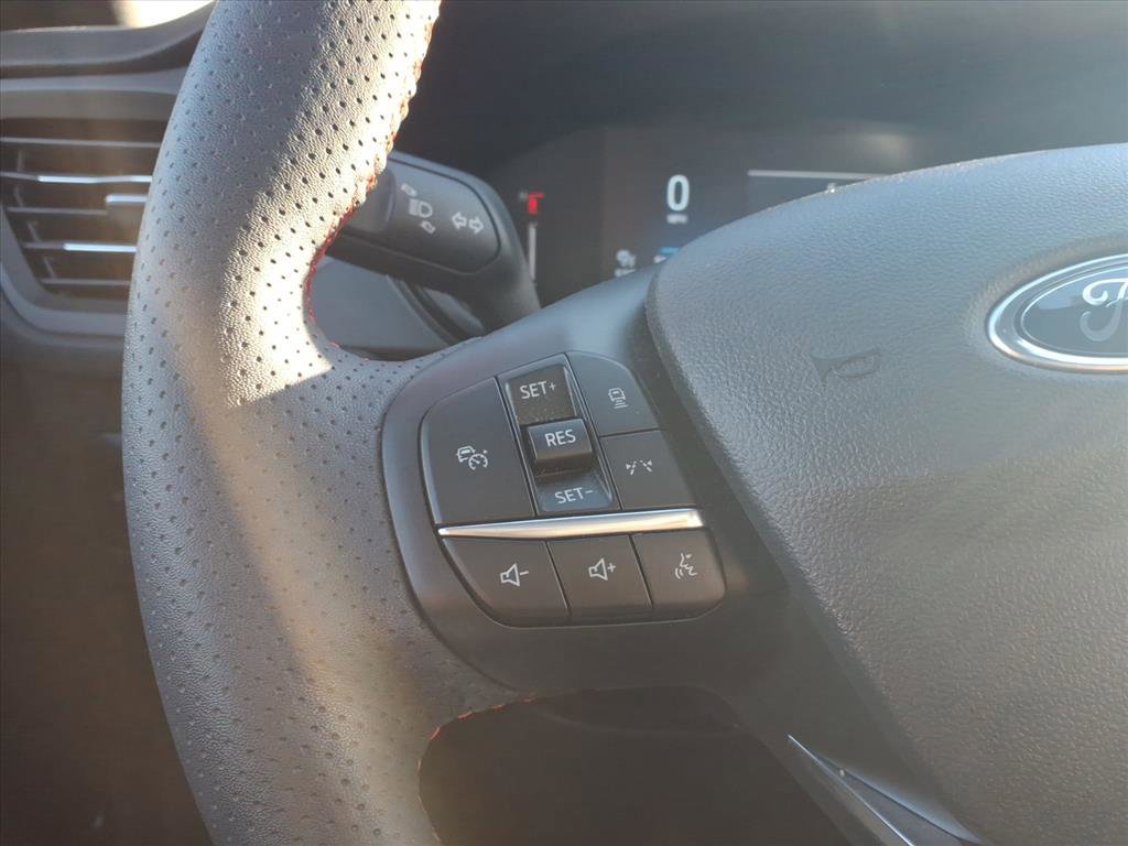 Certified 2023 Ford Escape ST-Line w/ Tech Pack #1 image 17