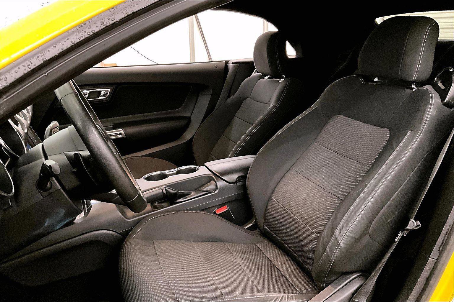 Certified 2017 Ford Mustang Convertible w/ Equipment Group 051A image 24