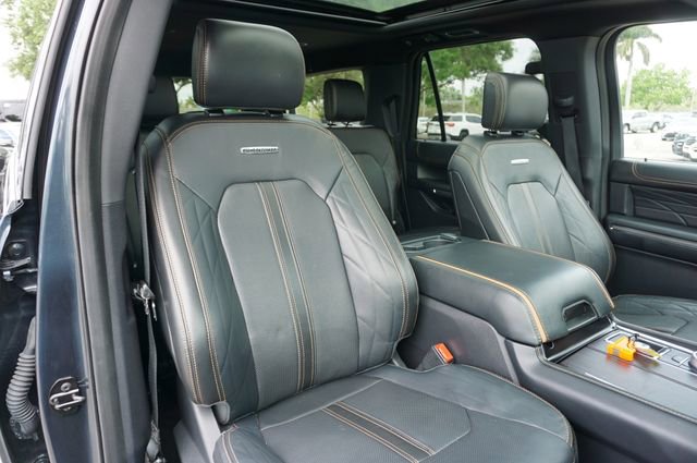 Certified 2022 Ford Expedition Max Platinum RWD image 2