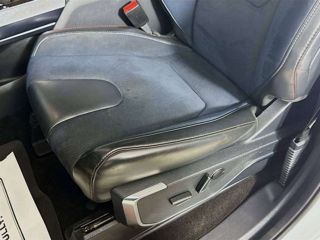 Certified 2022 Ford F150 Raptor w/ Equipment Group 801A High image 23