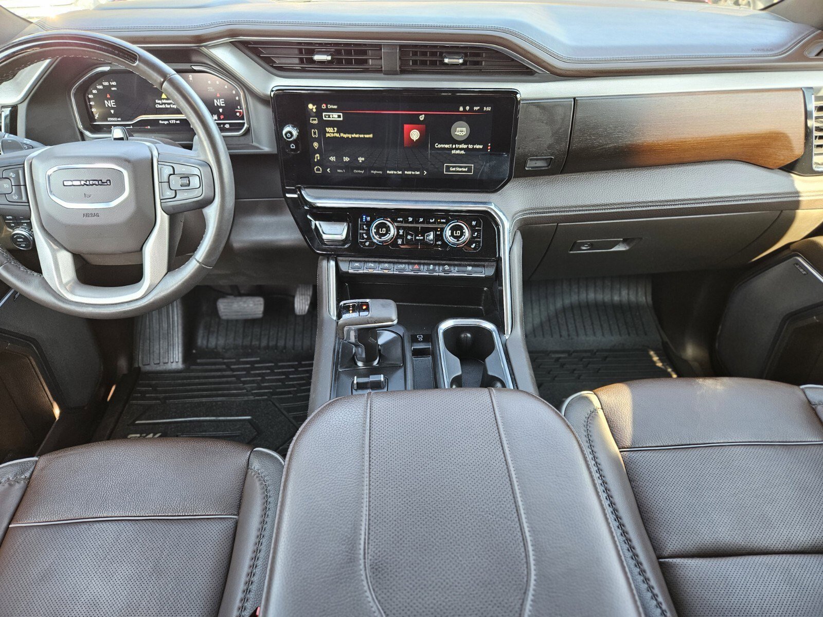 Used 2024 GMC Sierra 1500 Denali image 16