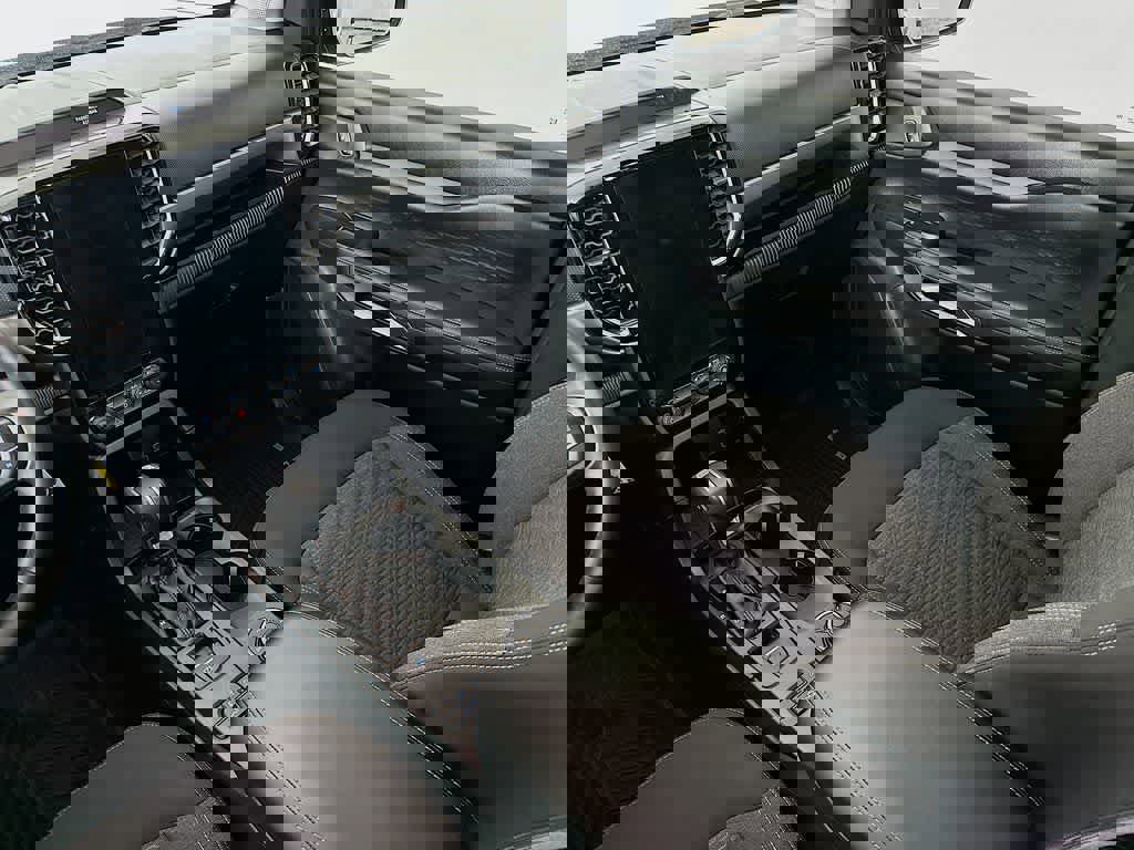 Certified 2024 Ford Ranger XLT w/ FX4 Off-Road Package image 11