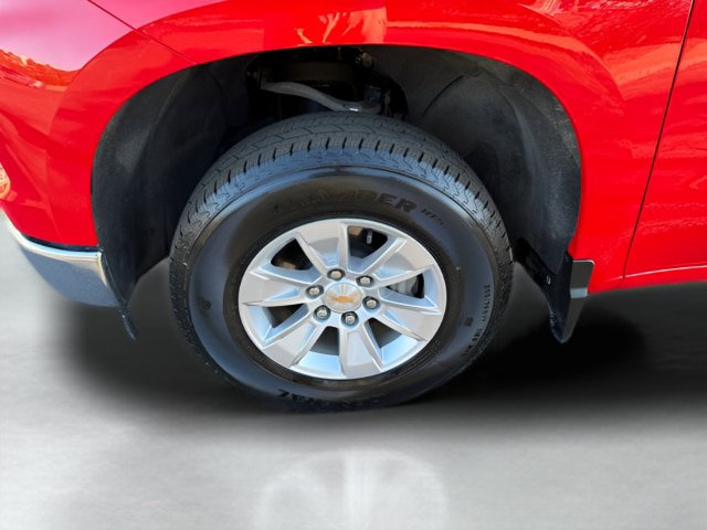 Used 2025 Chevrolet Silverado 1500 LT AWD/4WD image 25