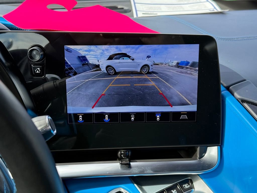 Used 2021 Chevrolet Corvette Stingray Premium Conv w/ Z51 Performance Package image 17