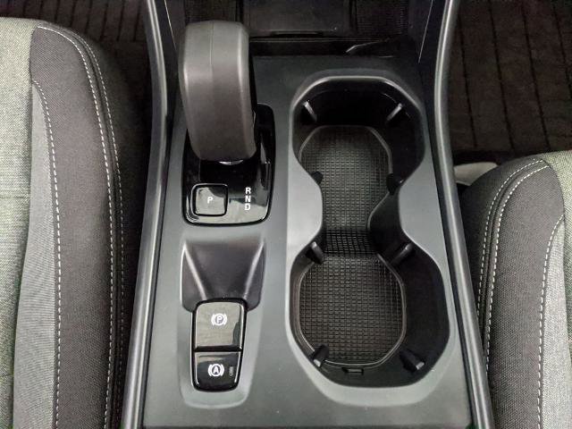Used 2024 Volvo XC40 B5 Core AWD/4WD image 9