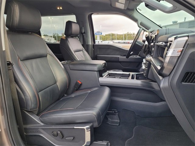 Certified 2023 Ford F350 Lariat w/ Chrome Package image 16
