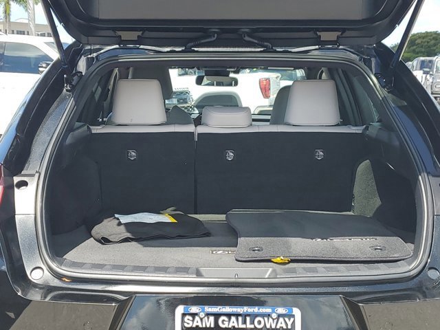 Used 2024 Lexus UX 250h FWD image 11