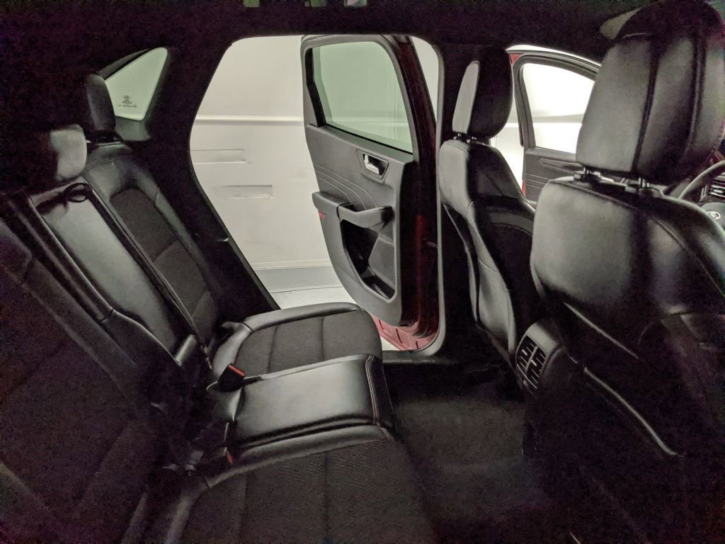 Certified 2025 Ford Escape ST-Line image 19