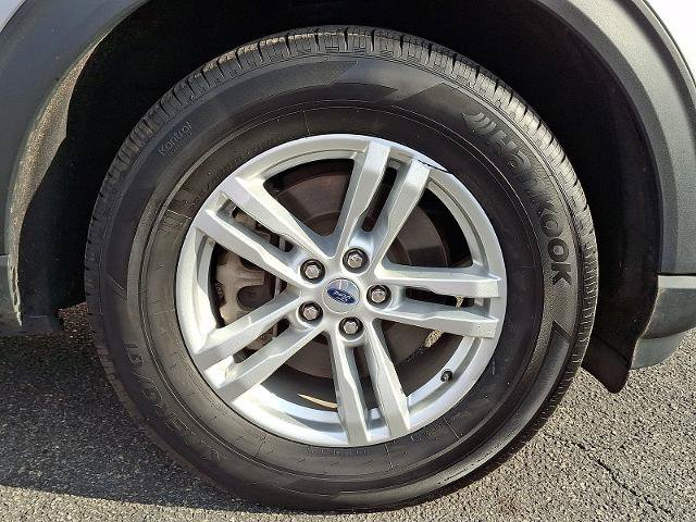 Certified 2023 Ford Explorer XLT w/ Equipment Group 202A AWD/4WD image 8