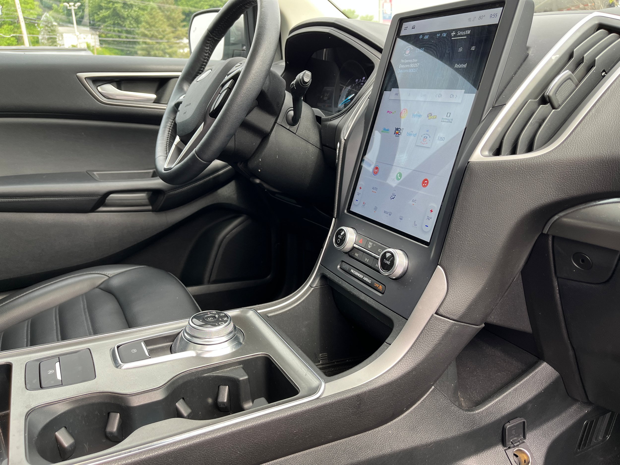 Certified 2022 Ford Edge SEL w/ Convenience Package AWD/4WD image 16