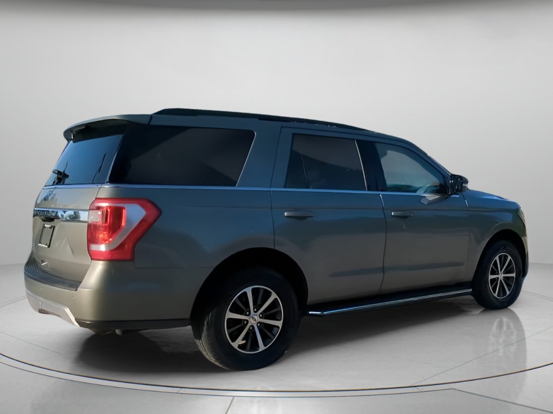 Certified 2019 Ford Expedition XLT w/ Equipment Group 202A RWD image 29