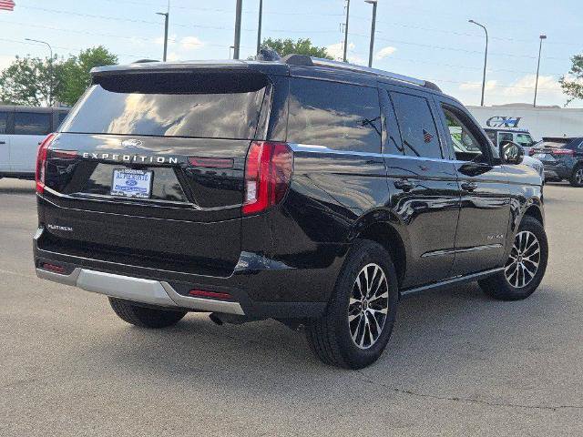 Certified 2025 Ford Expedition Platinum AWD/4WD image 13