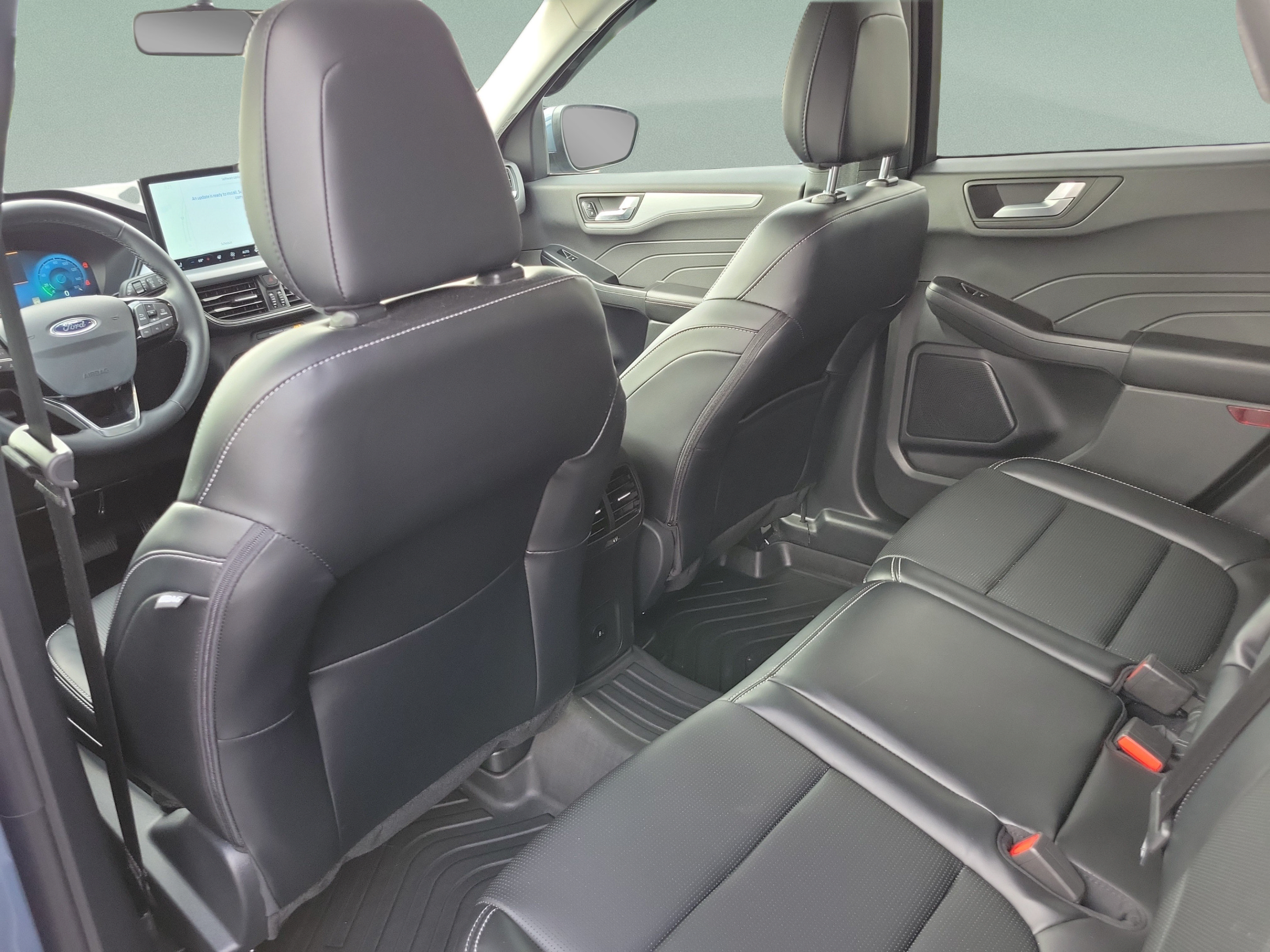 Certified 2025 Ford Escape Platinum AWD/4WD image 10