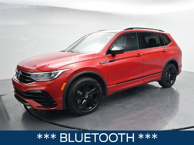 Used 2024 Volkswagen Tiguan SE R-Line FWD image 5