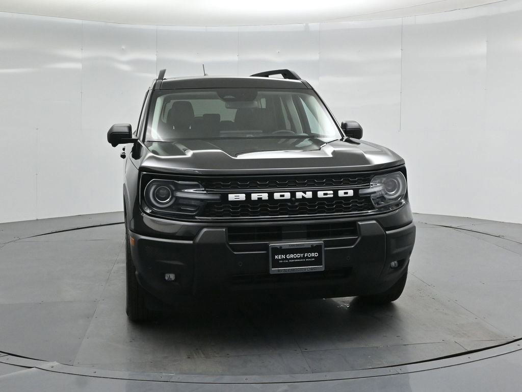 Certified 2025 Ford Bronco Sport Outer Banks w/ Outer Banks Tech Package+ AWD/4WD image 56