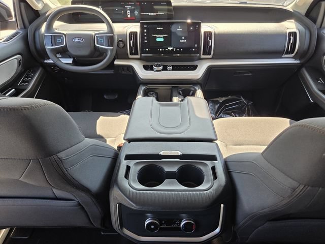 Certified 2025 Ford Expedition Active AWD/4WD image 16