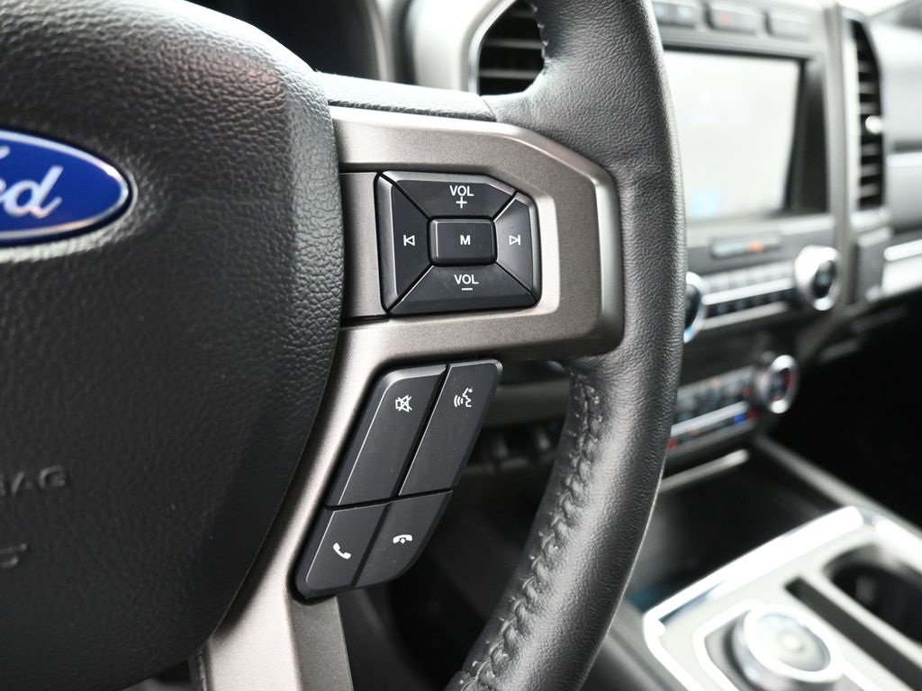 Certified 2019 Ford Expedition XLT w/ Equipment Group 202A image 7