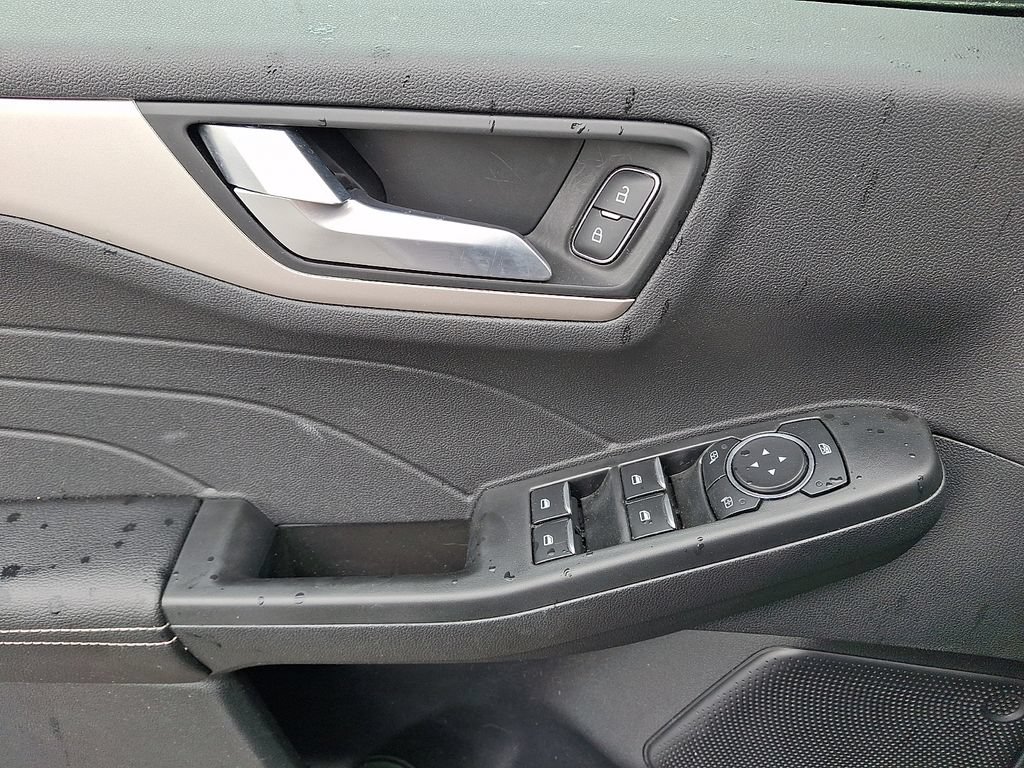 Certified 2022 Ford Escape SEL AWD/4WD image 13
